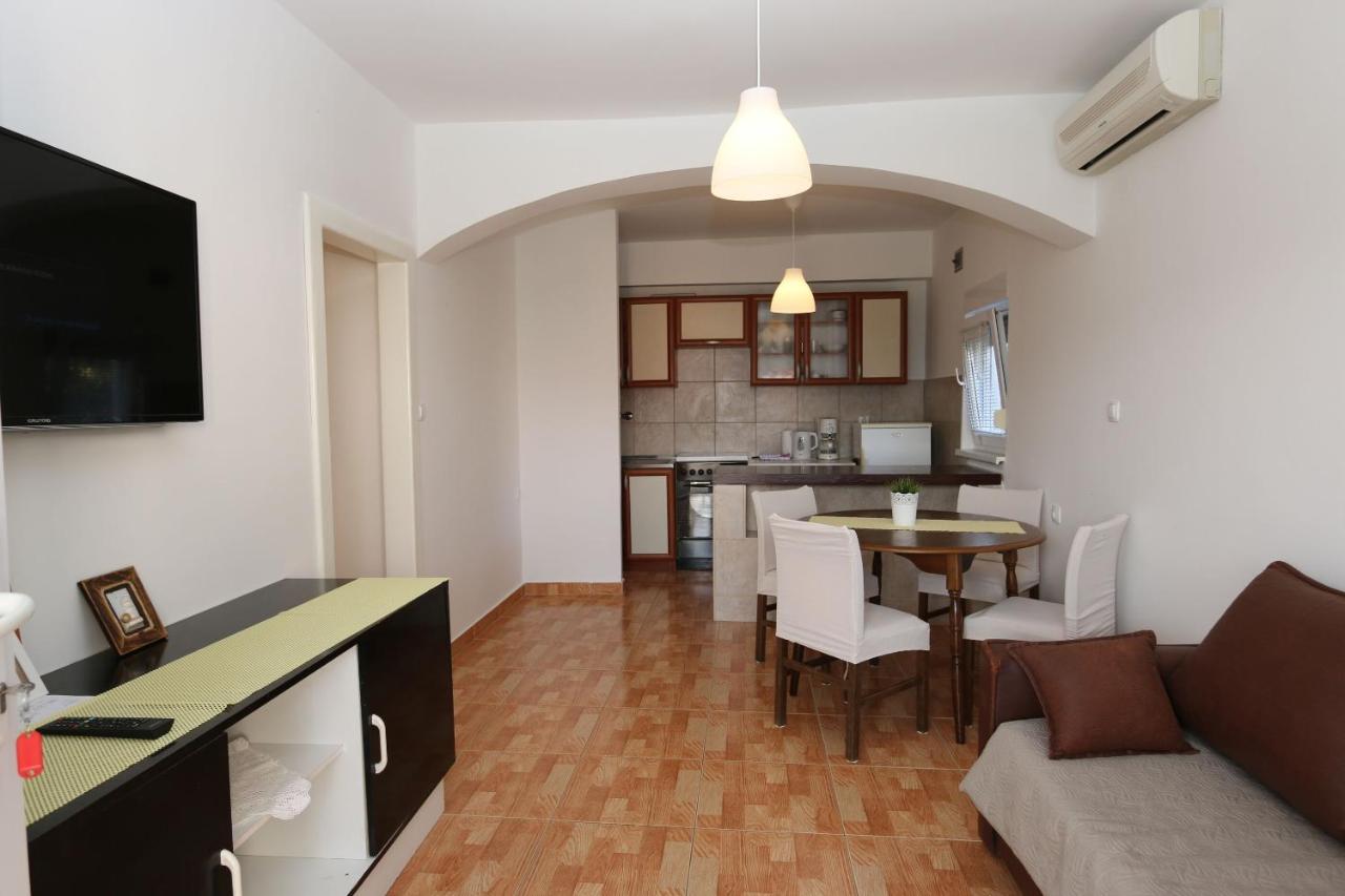 Apartments Nadenic Сило Экстерьер фото